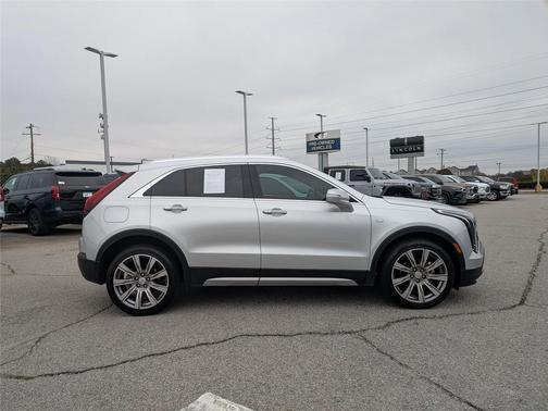 2019 Cadillac XT4 Premium Luxury