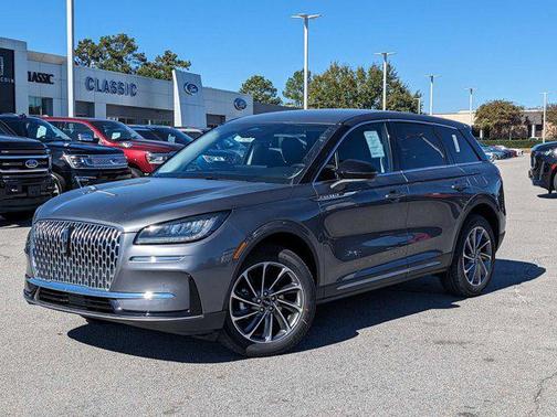 2023 Lincoln Corsair Standard