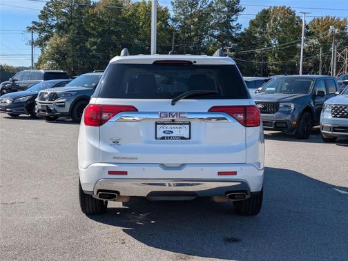 2017 GMC Acadia Denali