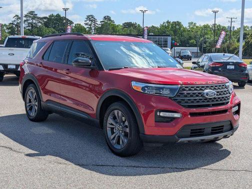2024 Ford Explorer XLT