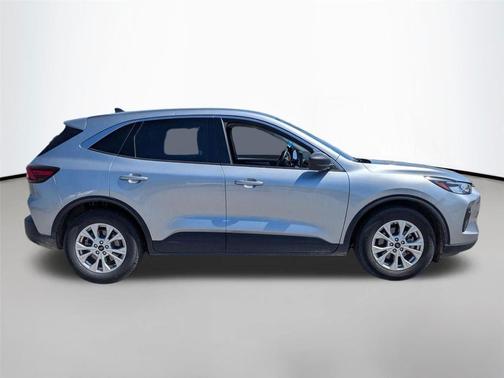 ICONIC SILVER METALLIC 2023 Ford Escape Active
