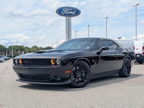 2022 Dodge Challenger R/T Scat Pack