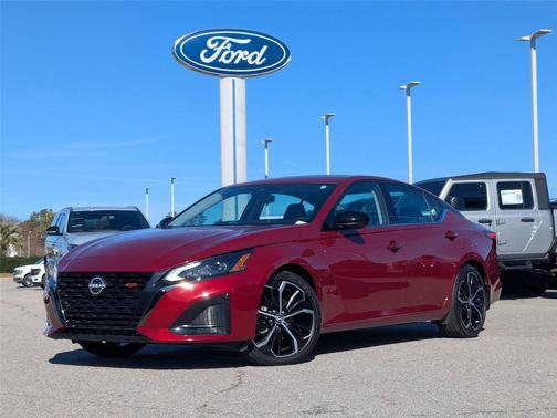 2024 Nissan Altima SR FWD