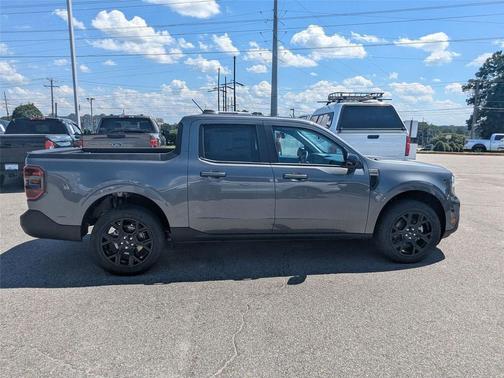 2025 Ford Maverick Lariat