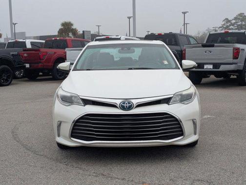 2018 Toyota Avalon Hybrid XLE Plus