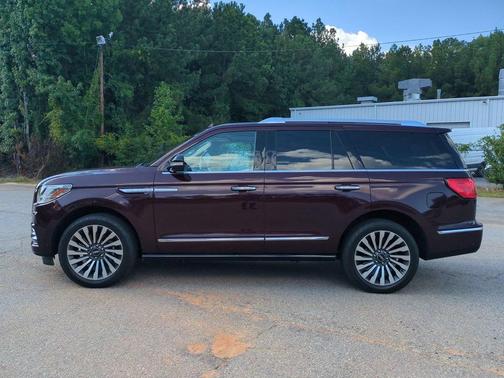 Burgundy Velvet Metallic Tinted Clearcoat 2019 Lincoln Navigator Reserve