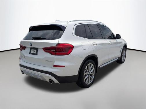 Mineral White Metallic 2019 BMW X3 xDrive30i