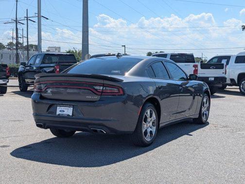 2016 Dodge Charger SXT