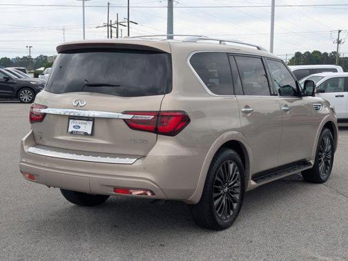 2024 INFINITI QX80 SENSORY AWD
