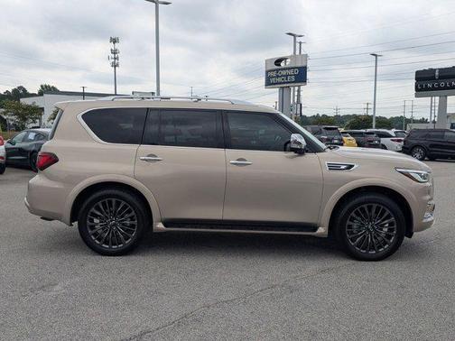 2024 INFINITI QX80 SENSORY AWD