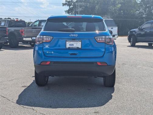 2024 Jeep Compass Sport