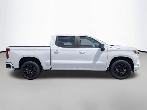 Summit White 2022 Chevrolet Silverado 1500 RST