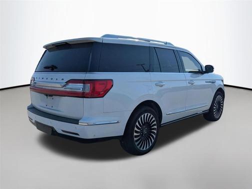 PRISTINE WHITE 2020 Lincoln Navigator Black Label
