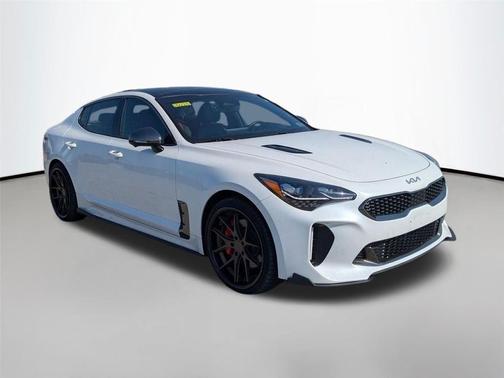 Snow White Pearl 2022 Kia Stinger GT2