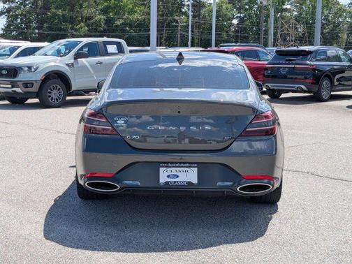 2023 Genesis G70 3.3T RWD