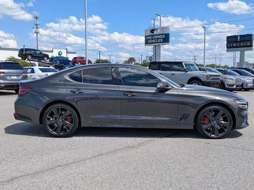 2023 Genesis G70 3.3T RWD