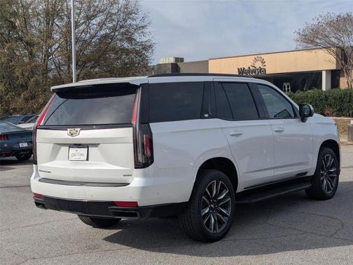 2024 Cadillac Escalade Sport