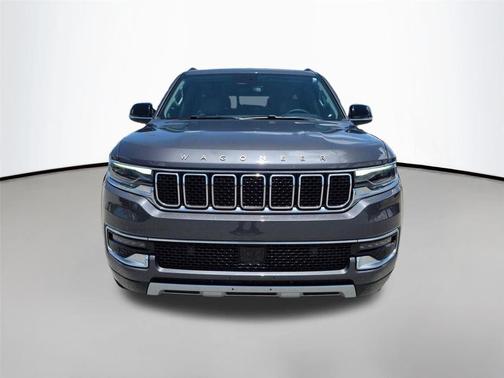 Baltic Gray Metallic Clearcoat 2023 Jeep Wagoneer Series II 4x4