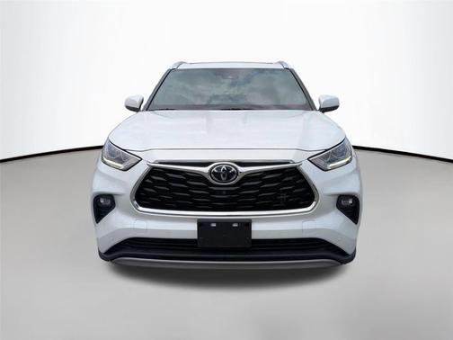 Wind Chill Pearl 2022 Toyota Highlander Platinum