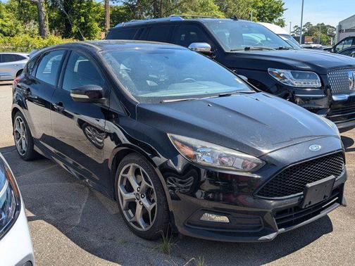2018 Ford Focus ST ST