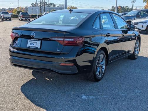 2024 Volkswagen Jetta 1.5T SE