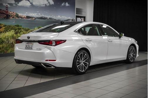 2024 Lexus ES 350 Base