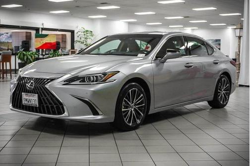 2024 Lexus ES 300h Base
