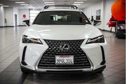 2025 Lexus UX 300h Premium