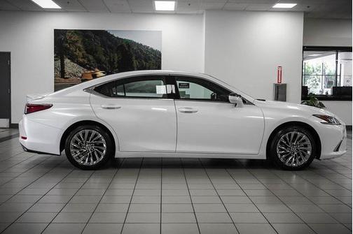 2024 Lexus ES 350 Luxury