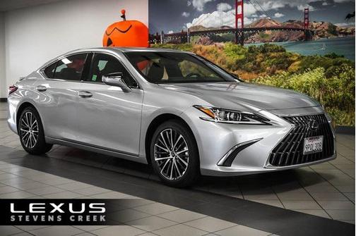 2025 Lexus ES 300h Base