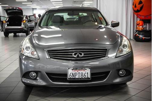 2011 INFINITI G37 Journey