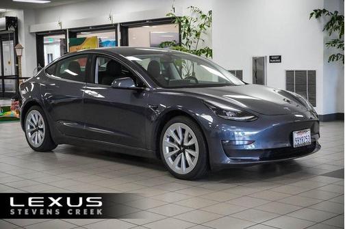 2022 Tesla Model 3 Long Range