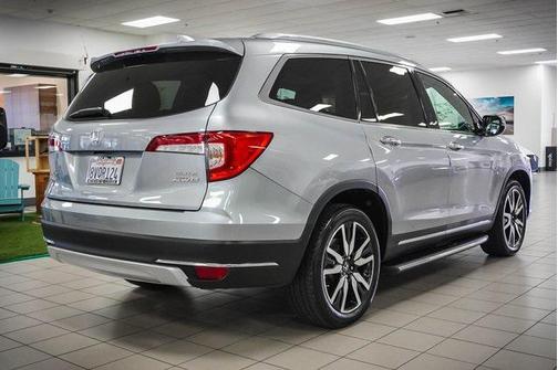 2021 Honda Pilot AWD Elite