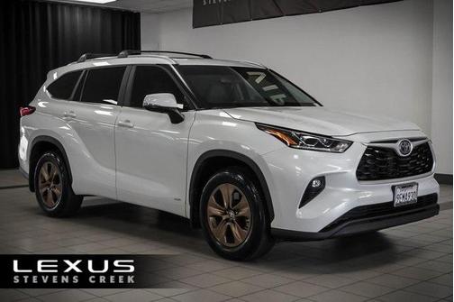 2023 Toyota Highlander Hybrid XLE
