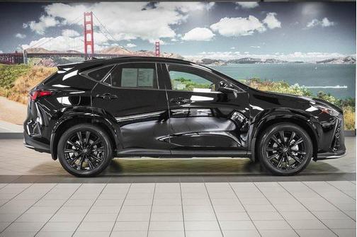 2023 Lexus NX 450h+ F SPORT Handling