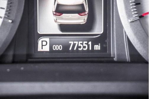2019 Toyota Sienna SE