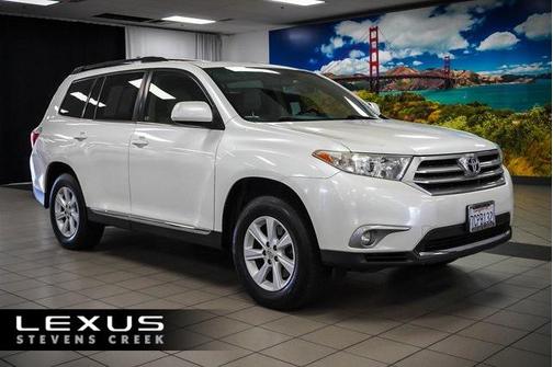 2013 Toyota Highlander SE