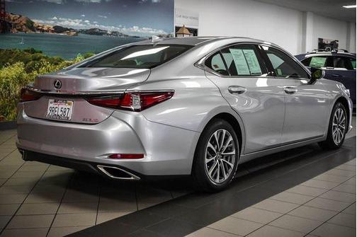 2025 Lexus ES 350 Base