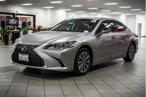 2025 Lexus ES 350 Base