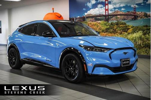 2022 Ford Mustang Mach-E Premium