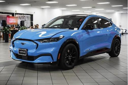 2022 Ford Mustang Mach-E Premium