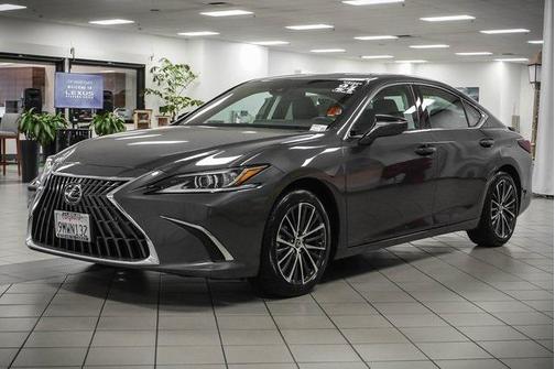 2024 Lexus ES 300h Base