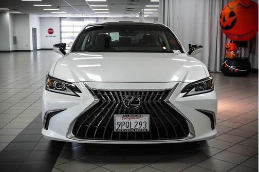 2025 Lexus ES 350 Base