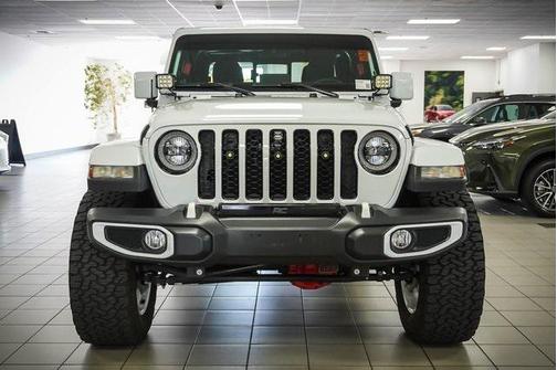 2023 Jeep Gladiator Overland