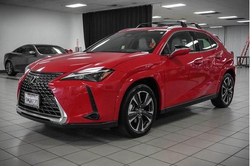 2025 Lexus UX 300h Premium