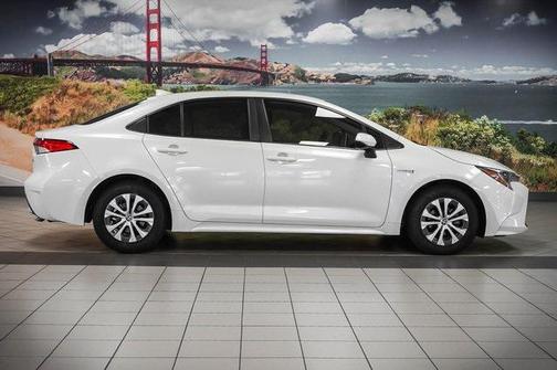 2021 Toyota Corolla Hybrid LE