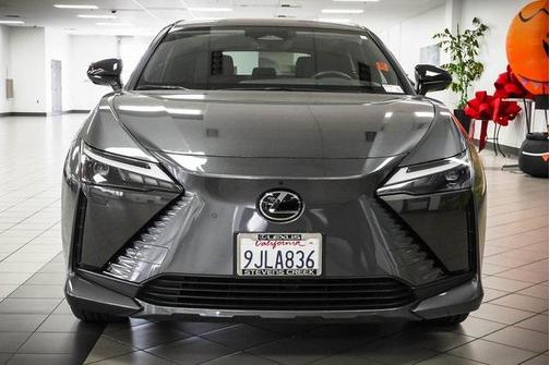 2023 Lexus RZ 450e Luxury