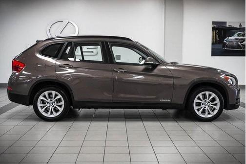 Photo 5 of 33 of 2014 BMW X1 xDrive 28i