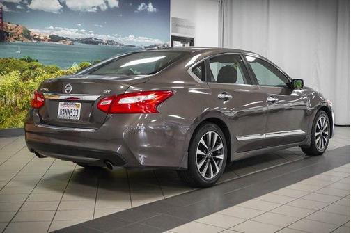 2016 Nissan Altima 2.5 SV