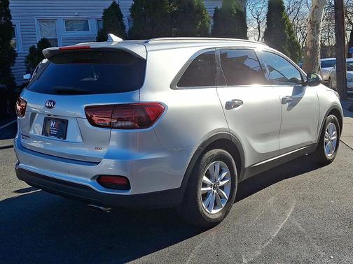 2019 Kia Sorento LX